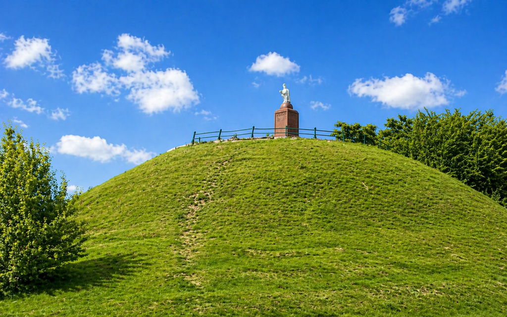 Wanda Mound in Krakow surrounded by greenery and open space